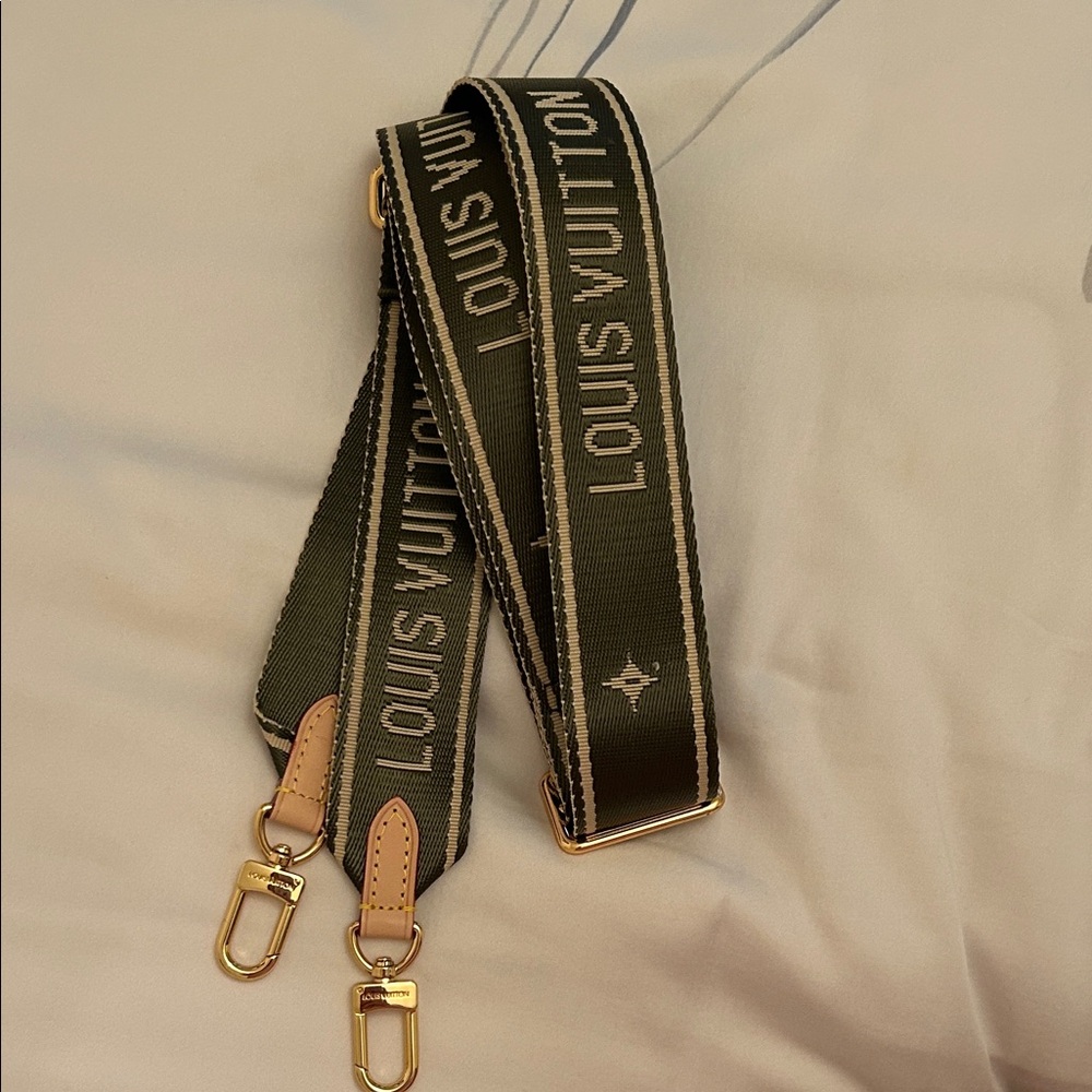 Olive Strap with Gold Clips